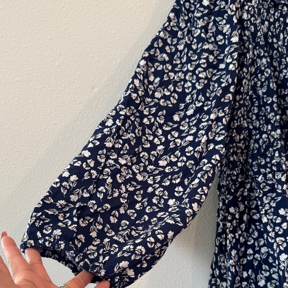 St. John's Bay Navy and White Patterned Blouse - Picture 2 of 5